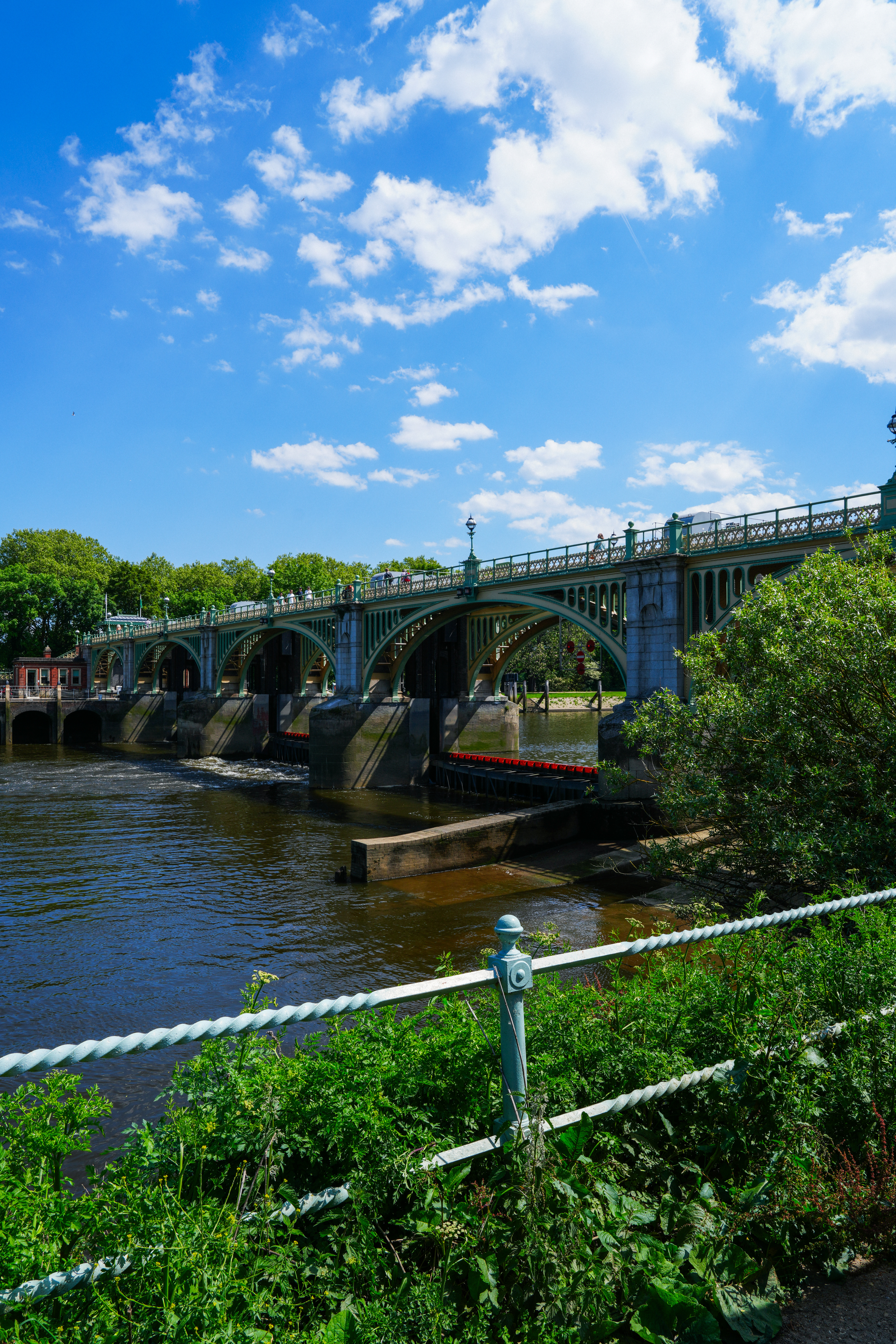 The bridge that Jigsaw4u walked on before our first rest stop. The bridge is Richmond Lock and Footbridge.